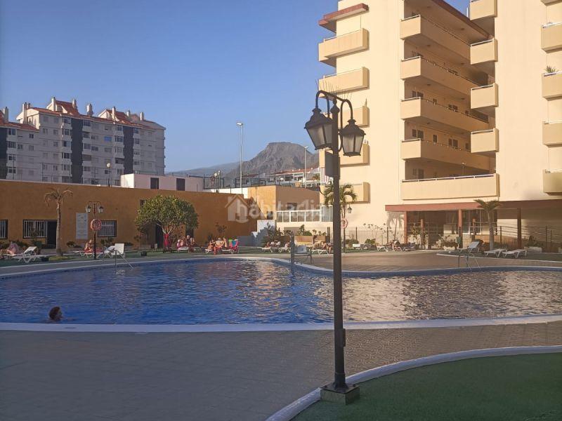 Foto c75ac10b-e73d-437e-93f2-a4266575520c. Apartamento en Los Cristianos Arona