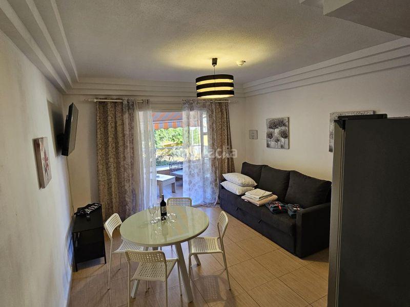 Foto 140f3f6a-0551-406f-953e-1bcb70cc4a1d. Apartamento en Torviscas Bajo Adeje