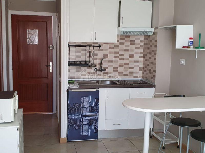 Foto 30739695-b2dd-468e-b51d-e9f7d99ef842. Estudio en Playa de las Américas Arona