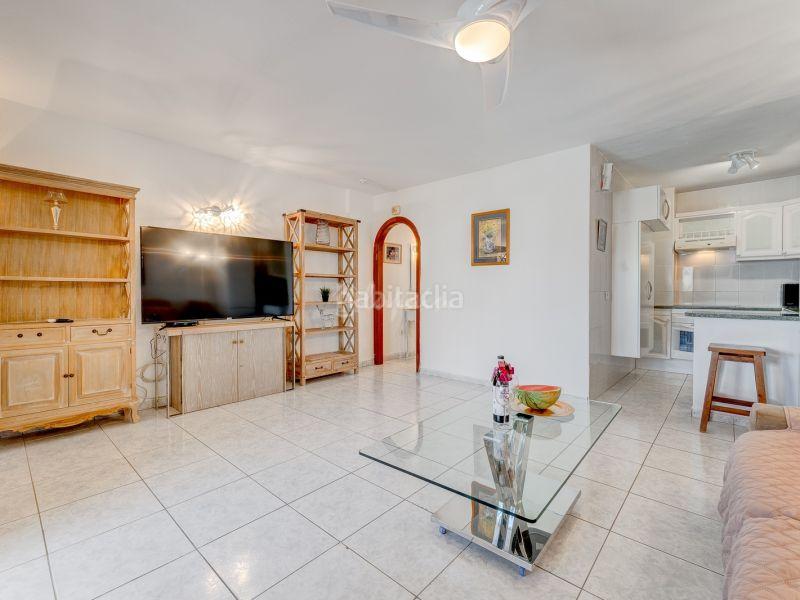 Foto b80d534e-dab6-41b5-be0a-dff1a5b205ae. Apartamento en Los Cristianos Arona