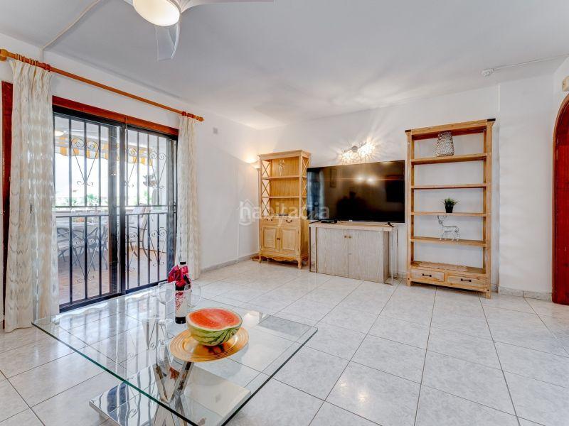 Foto daa383dc-89cf-480d-94bc-1003913fc6a4. Apartamento en Los Cristianos Arona