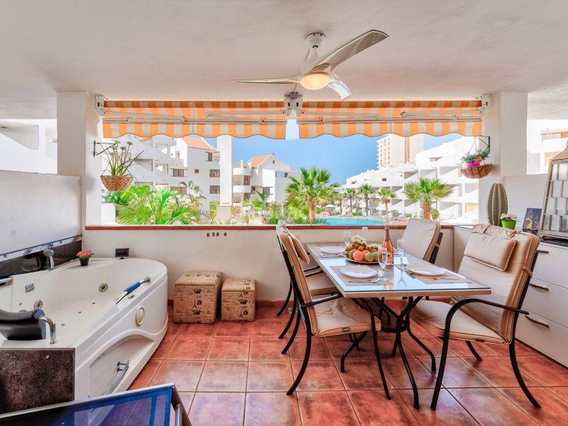 Foto fc461f87-1fa8-4aba-9cf3-1edf0267d1dd. Apartamento en Los Cristianos Arona