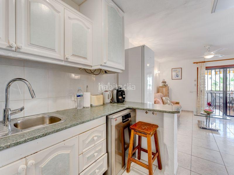 Foto fd70996c-3508-472c-bdb1-9562ebedf39a. Apartamento en Los Cristianos Arona