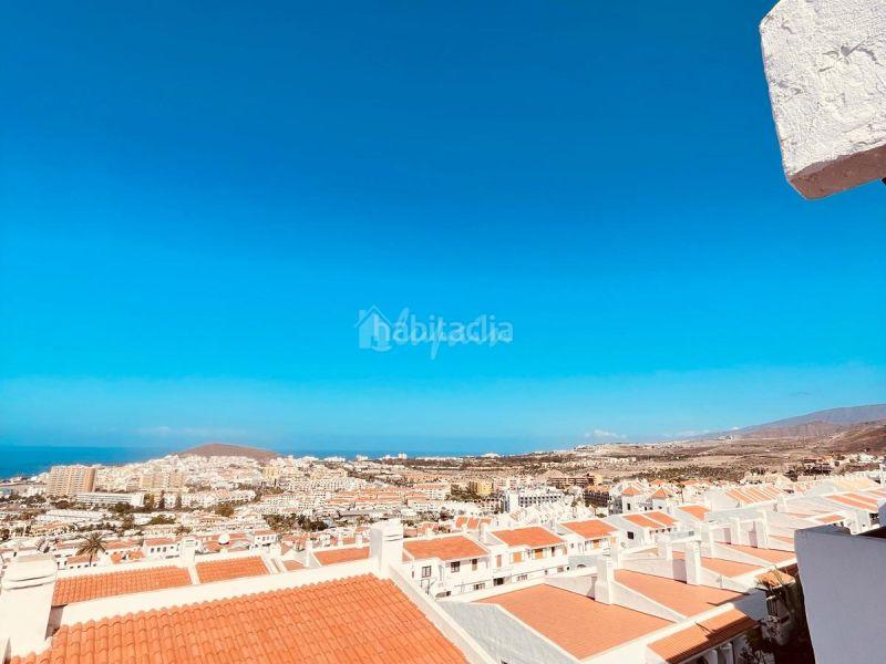 Foto f2d4b28e-9d46-4f7c-943b-83a4b900911f. Attico in Los Cristianos Arona