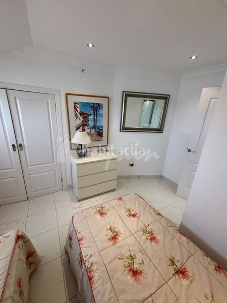 Foto 2da6ddc9-2c77-4490-9fc7-20e9942a3008. Apartamento en Playa de las Américas Arona