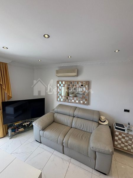 Foto a98c25e6-59cb-487e-931c-d95c68a98f90. Apartamento en Playa de las Américas Arona