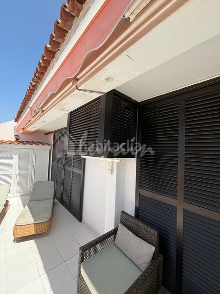 Foto f7b03a63-c340-4027-a56b-75cbc74d9759. Apartamento en Playa de las Américas Arona