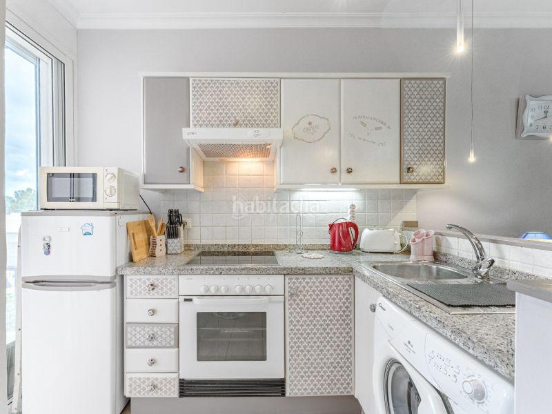 Foto 78a49eaf-a390-43ac-9689-a07e2db5c880. Apartamento en Los Cristianos Arona