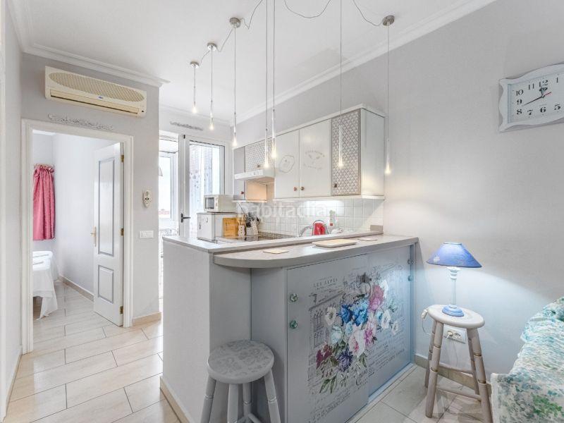 Foto 91f4c3d7-10e9-4c2a-97d0-5eb862b7c5b4. Apartamento en Los Cristianos Arona