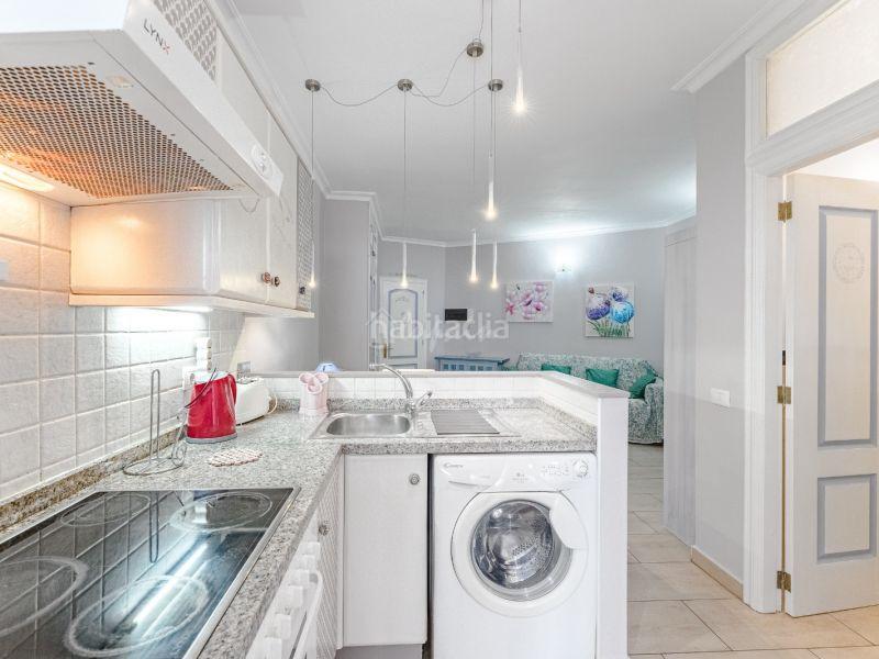 Foto cf775126-5484-4115-99e7-ca50d3630f1d. Apartamento en Los Cristianos Arona
