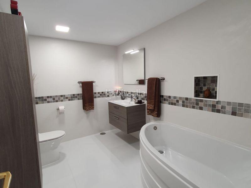 Foto bbdc78bd-b1a1-45b4-b92c-547933524b2a. Piccolo appartamento in Torviscas Centro y Alto Adeje