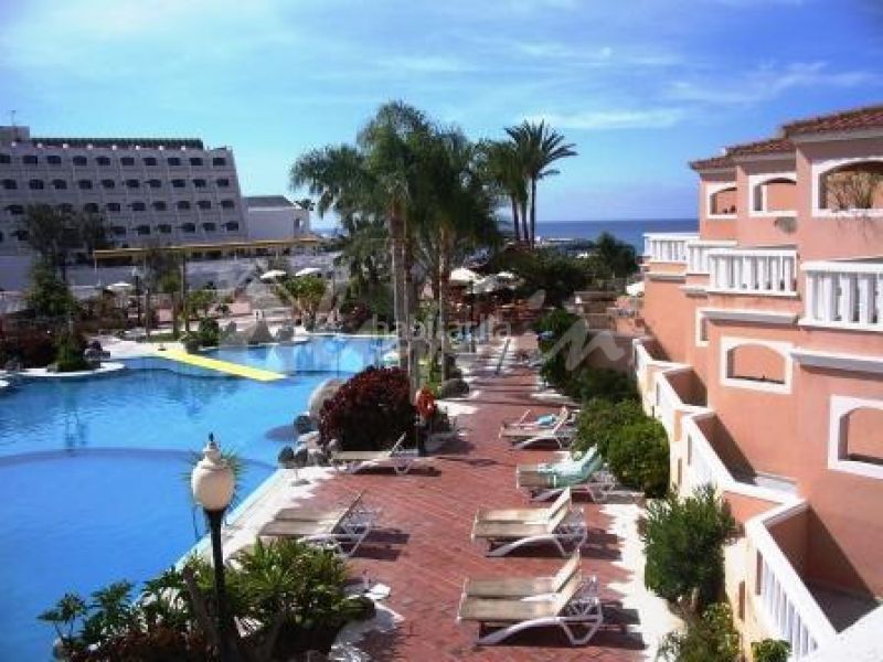 Foto 03573d64-64b0-414f-864a-23bf44f1d6a5. Apartment in Playa de Fañabé Adeje