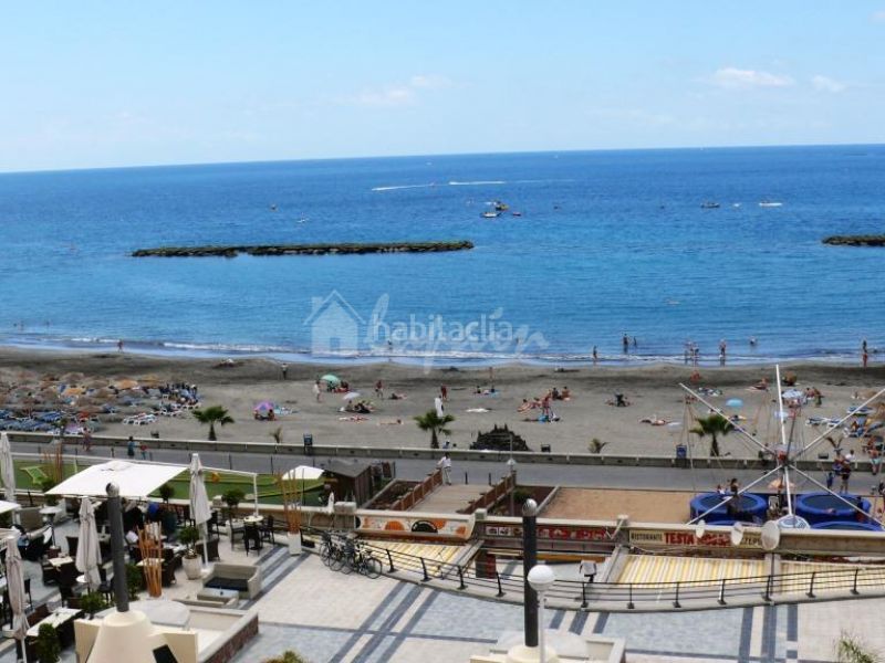 Foto 65b51e90-d9a8-48ea-b3bd-f4c3ebbf914b. Apartment in Playa de Fañabé Adeje