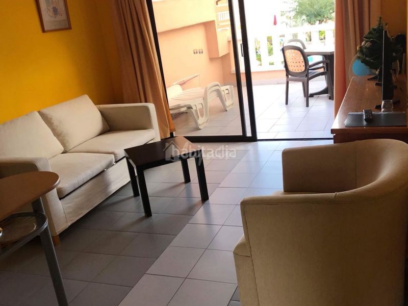 Foto b3d4f4d3-0066-4e12-8e27-42467a9ade67. Apartment in Playa de Fañabé Adeje