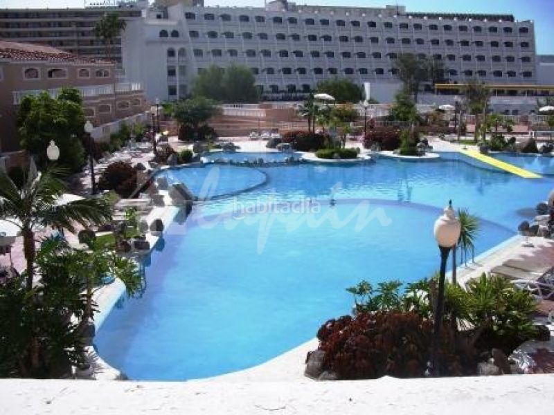 Foto daf9685e-eb76-49e0-9d85-fb026a9817ea. Apartment in Playa de Fañabé Adeje