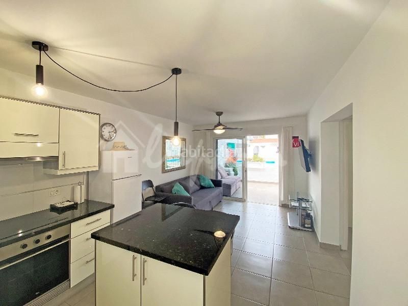 Foto cddda3bb-1a1f-4859-859e-5eb5b956358e. Apartament a San Eugenio Bajo Adeje