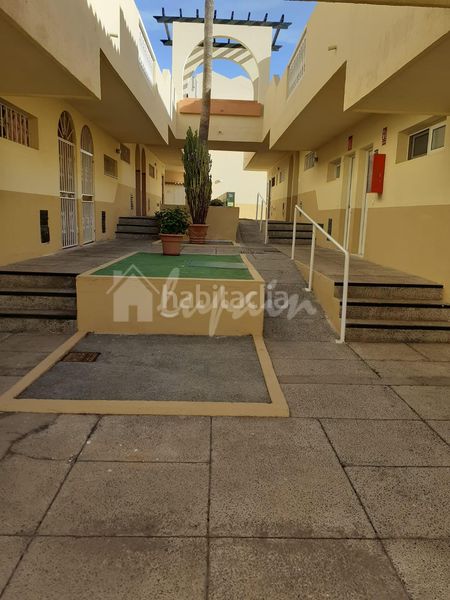 Foto eb531f96-c205-4ba8-b624-eaa0f0e3f83c. Apartment in Playa de Fañabé Adeje