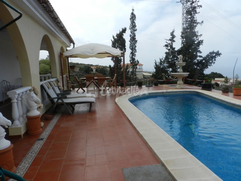 Foto 8fa70024-3efb-492d-90a7-02a738ed4e7e. Casa a Guía de Isora interior Guía de Isora