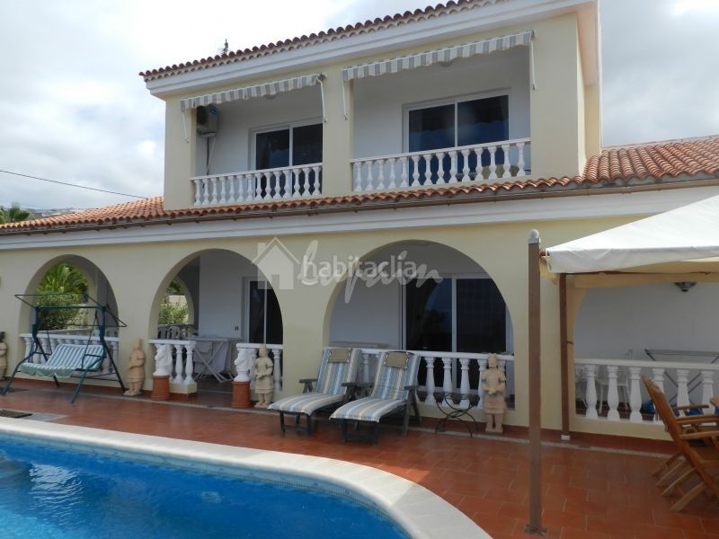 Foto b59fe6fa-339b-43b3-b6f5-a6d74bba7bf9. Casa a Guía de Isora interior Guía de Isora