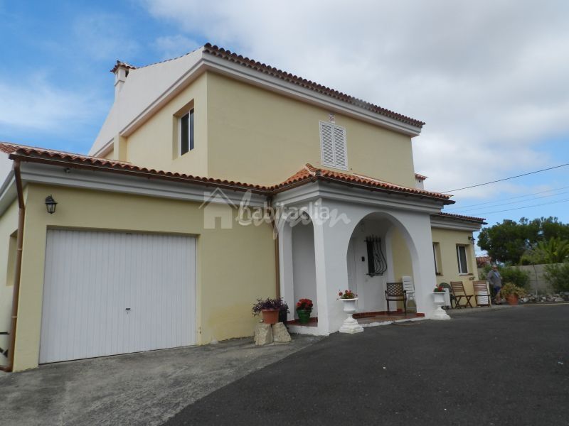 Foto c99f4aef-c538-4a6a-a5b0-2585e134739d. Casa a Guía de Isora interior Guía de Isora