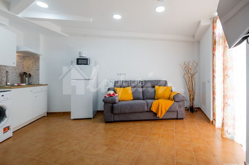 Foto 0d4b8850-cd5b-4790-b909-f7878bda38af. Estudio en Casco Urbano Adeje