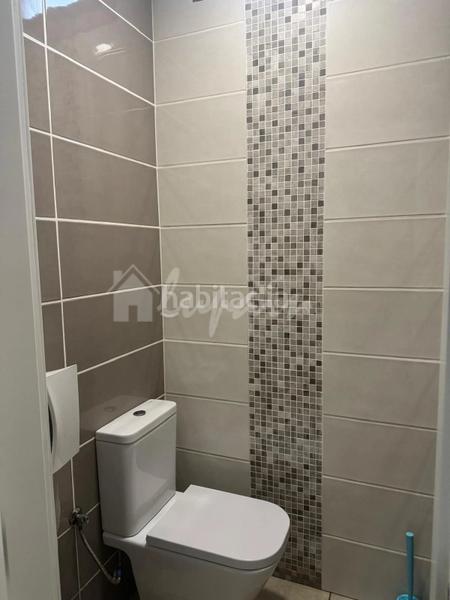 Foto d866b758-159a-47e0-8910-65ba5b148830. Locale commerciale in Costa del Silencio Arona