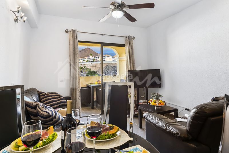 Foto 1c5d55fd-456a-4158-b725-f49d141663de. Appartement in Los Cristianos Arona