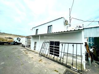 Local Comercial a San Isidro