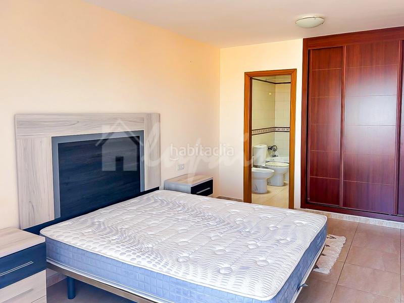 Foto df268804-bc95-44cc-9baa-83f226cd2983. Casa adosada en Torviscas Centro y Alto Adeje