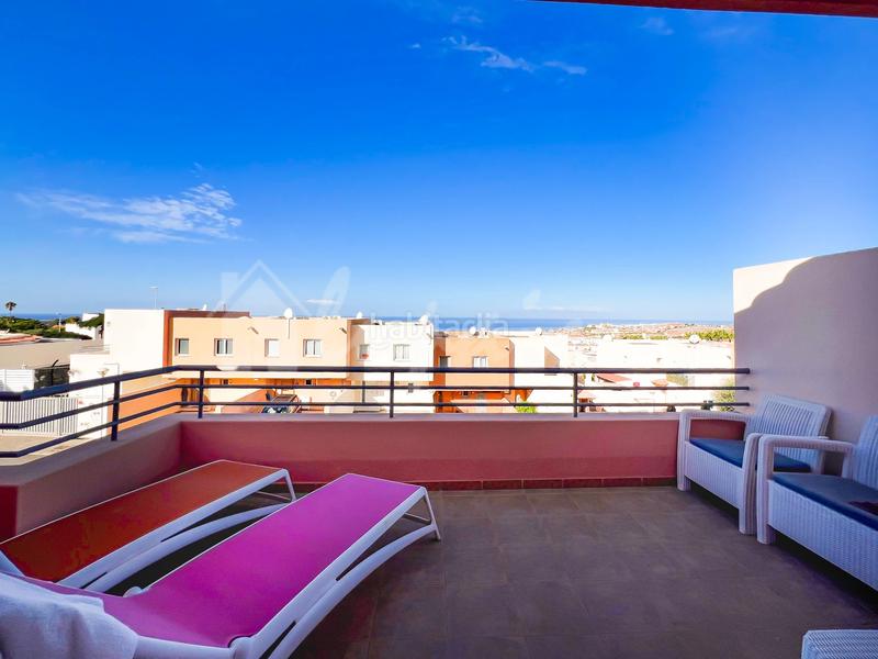 Foto 47c39951-eb8d-42c1-85b4-6746e5f4fd28. Casa adossada a Torviscas Centro y Alto Adeje