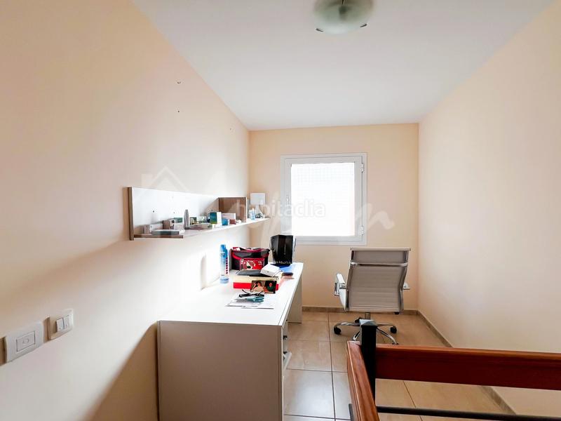 Foto 8d11f24f-f93c-4c24-940a-291a2fd62aa7. Casa adossada a Torviscas Centro y Alto Adeje