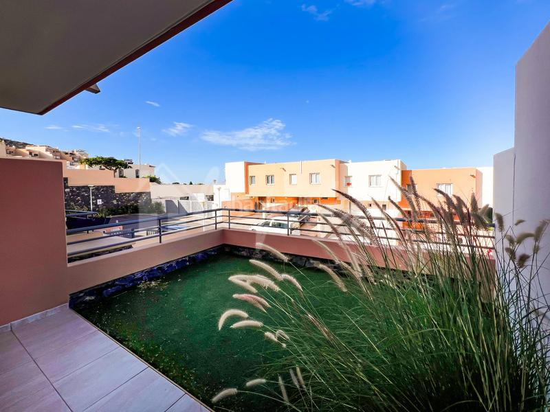 Foto 3961229b-0ac9-4893-ab6a-38e3db17ca89. Reihenhaus in Torviscas Centro y Alto Adeje