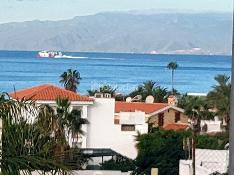 Foto c555f88a-3d36-457f-946d-a9b2842b869c. Casa adosada en Palm - Mar Arona