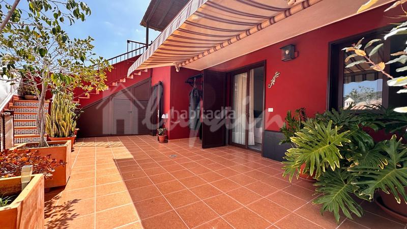 Foto 3a57c576-47c8-40ba-8a56-be64d0f2322f. Casa adosada en Playa del Duque Adeje