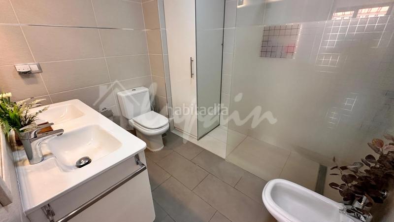 Foto 89c9e986-841f-41a4-8181-31f5fa274cfd. Casa adosada en Playa del Duque Adeje