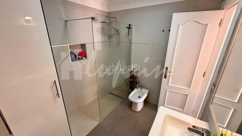 Foto bdee852f-de15-40c0-a0d2-48e3f63f35a6. Casa adosada en Playa del Duque Adeje