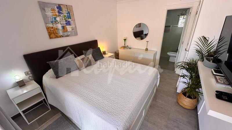 Foto 4ea9904d-1587-4762-8758-5f0331c7cd21. Casa adossada a Playa del Duque Adeje