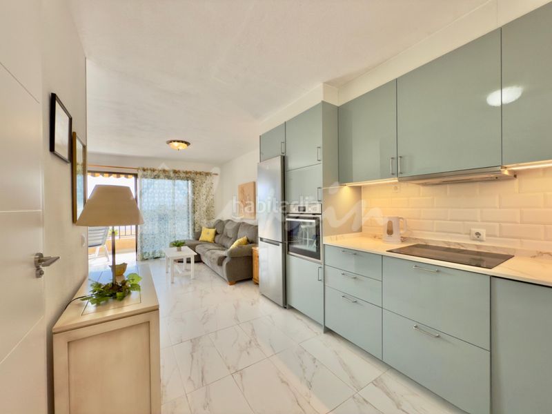 Foto 37b75260-f190-4bc4-9141-538002d0e8b9. Appartement in Los Cristianos Arona
