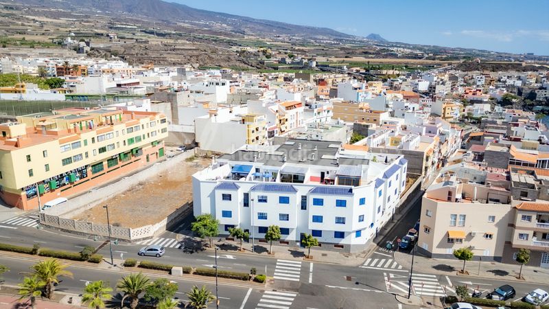 Foto e08668f3-465f-4760-bc62-291b2683cfe0. Apartament a Alcalá Guía de Isora