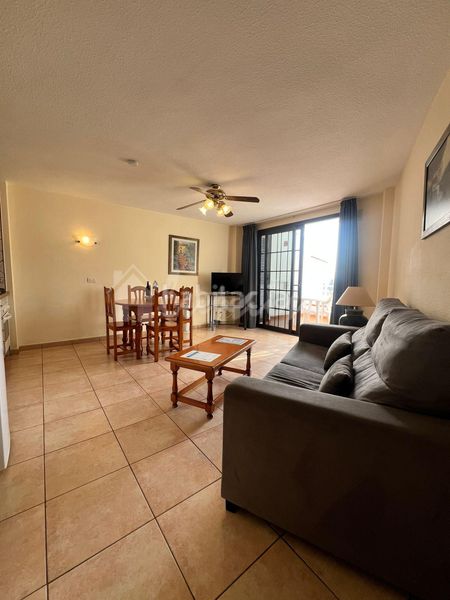 Foto 7c3b7855-07a3-41d4-ba9b-ab7b578a0099. Appartement in Los Cristianos Arona