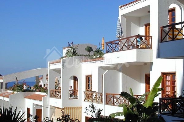 Foto 8400fe54-ad44-4d4e-be32-2b2380b9460d. Estudi a Los Cristianos Arona