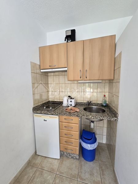 Foto f9f099ae-ac72-45b9-a73f-ca710c38c5ad. Estudi a Los Cristianos Arona