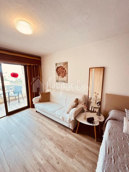 Foto 661de5af-ab3d-4cfb-bed6-8297f5916cf2. Estudi a Los Cristianos Arona