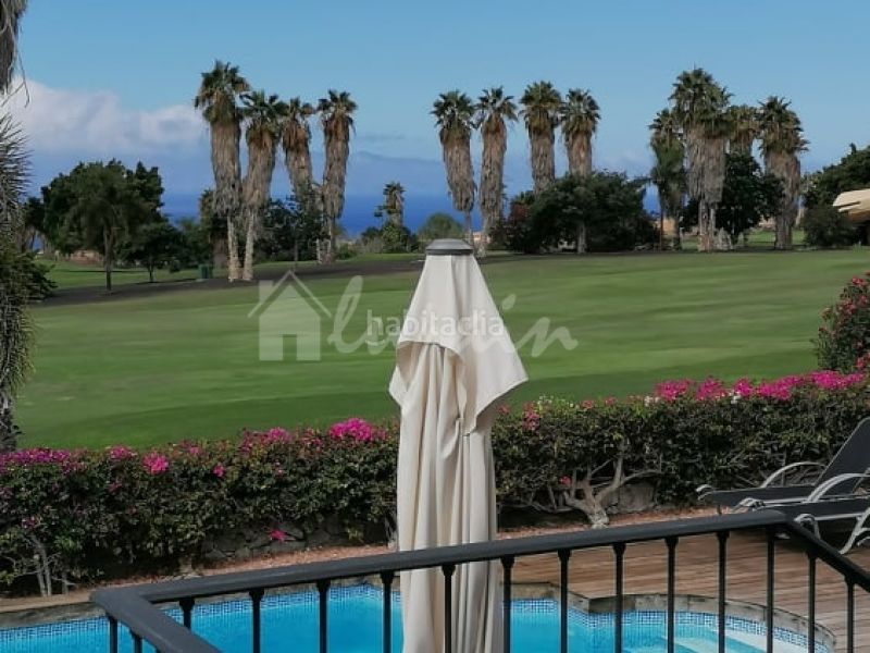 Foto 45abcb0a-d5e5-4718-932e-046b17c8c45b. Apartamento en La Caleta Adeje