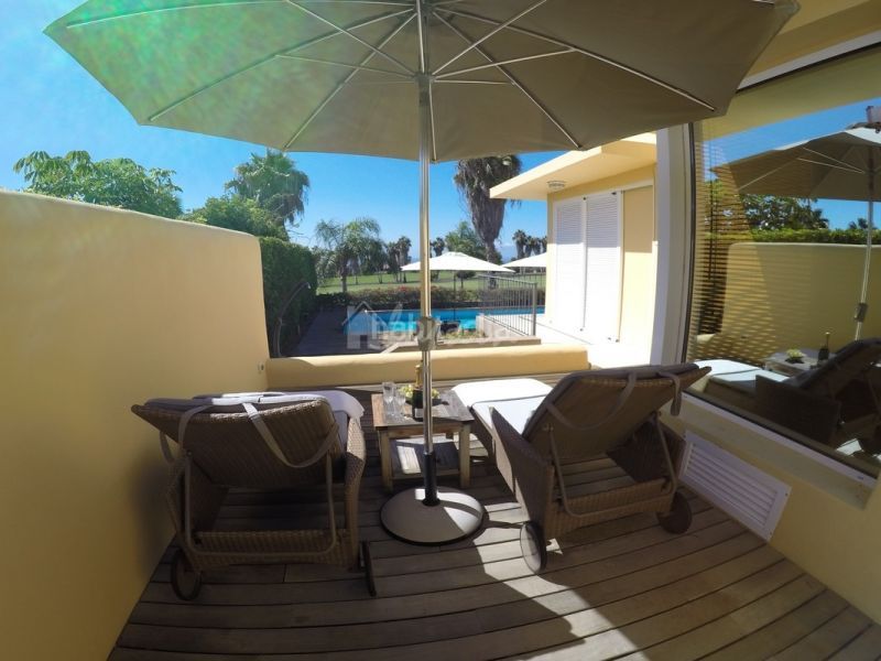 Foto 754c36fe-541d-48d1-a85b-fc2b1393277d. Apartamento en La Caleta Adeje