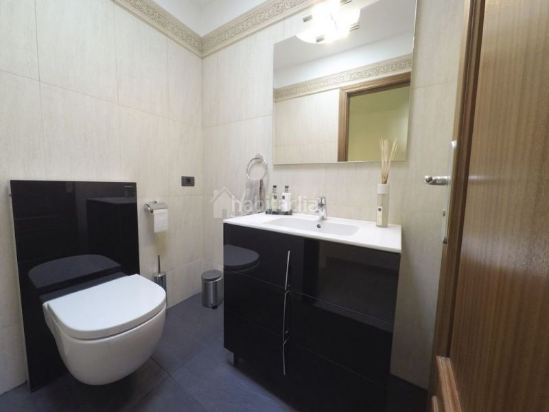 Foto a9d60c96-350a-4c25-b45a-71d476fa63a9. Apartamento en La Caleta Adeje