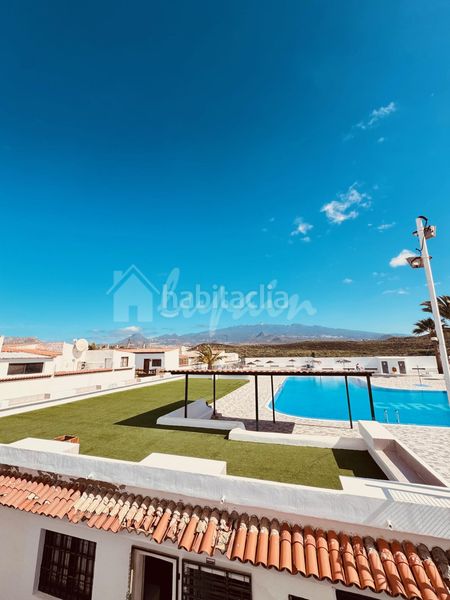 Foto e0782d54-db01-435b-8629-3534d5fd0e02. Casa a Costa del Silencio Arona