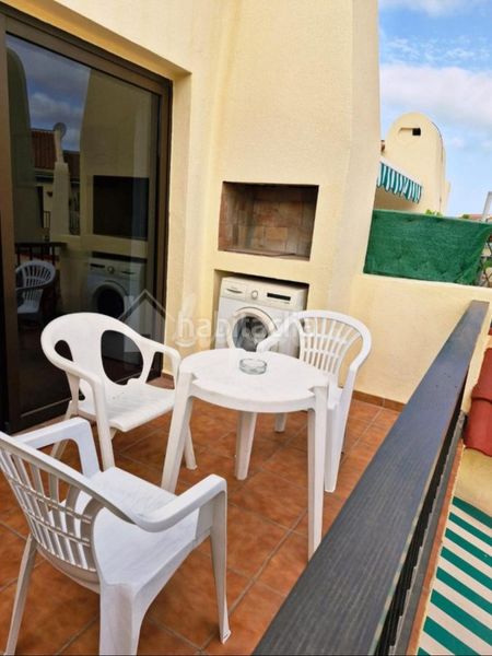 Foto 31bb18f3-8fc2-489a-b89e-39b8fe43b244. Apartamento en Playa de las Américas Adeje