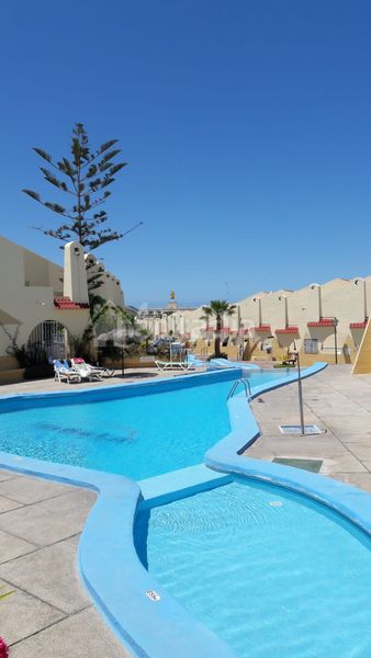 Foto a921c5d4-54ae-4b61-915b-5681a3e9f35e. Apartamento en Playa de las Américas Adeje
