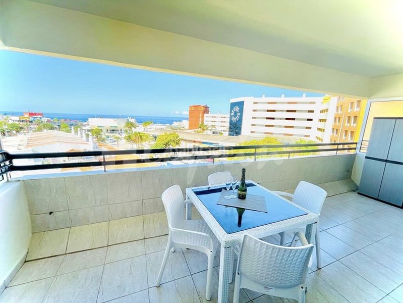 Foto dc2b6ce7-19aa-4963-9df5-23a5127e3fc2. Apartamento en Torviscas Bajo Adeje